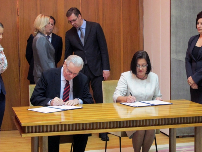 Stevo Mirjanić i Snežana Bogosavljević-Bošković potpisali Protokol o stručno-tehničkoj saradnji u oblasti poljoprivrede, prehrambene industrije, ruralnog razvoja, veterinarstva, šumarstva i vodoprivrede