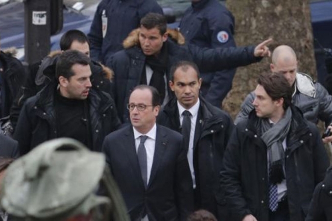 Francuski predsjednik Fransoa Oland obišao je mjesto napada