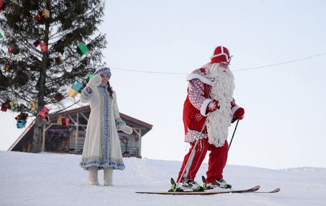 Ruska varijanta Deda Mraza nema irvase i saonice