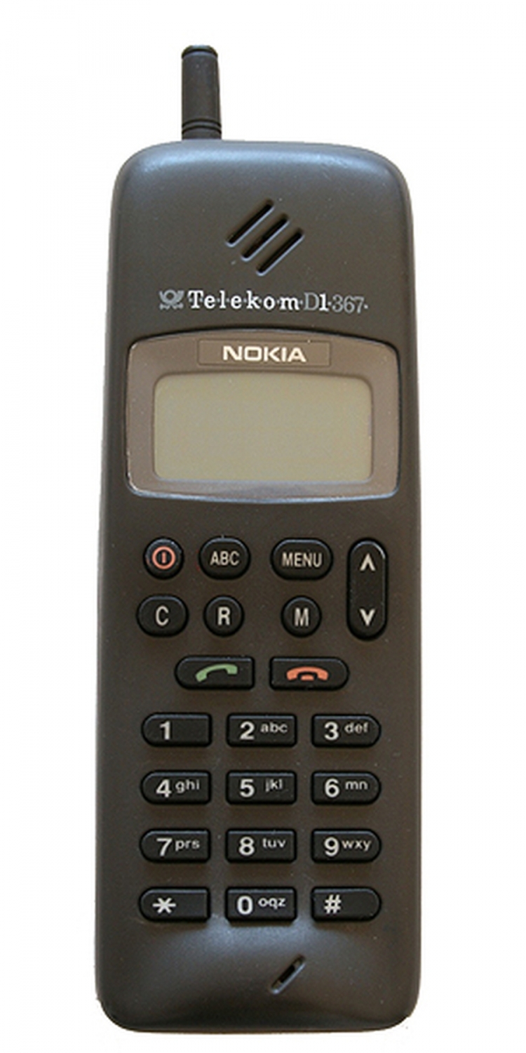1992. godina - Nokia 1011 / Prvi GSM aparat koji se masovno proizvodio. Proizvodio se do 1994. godine.