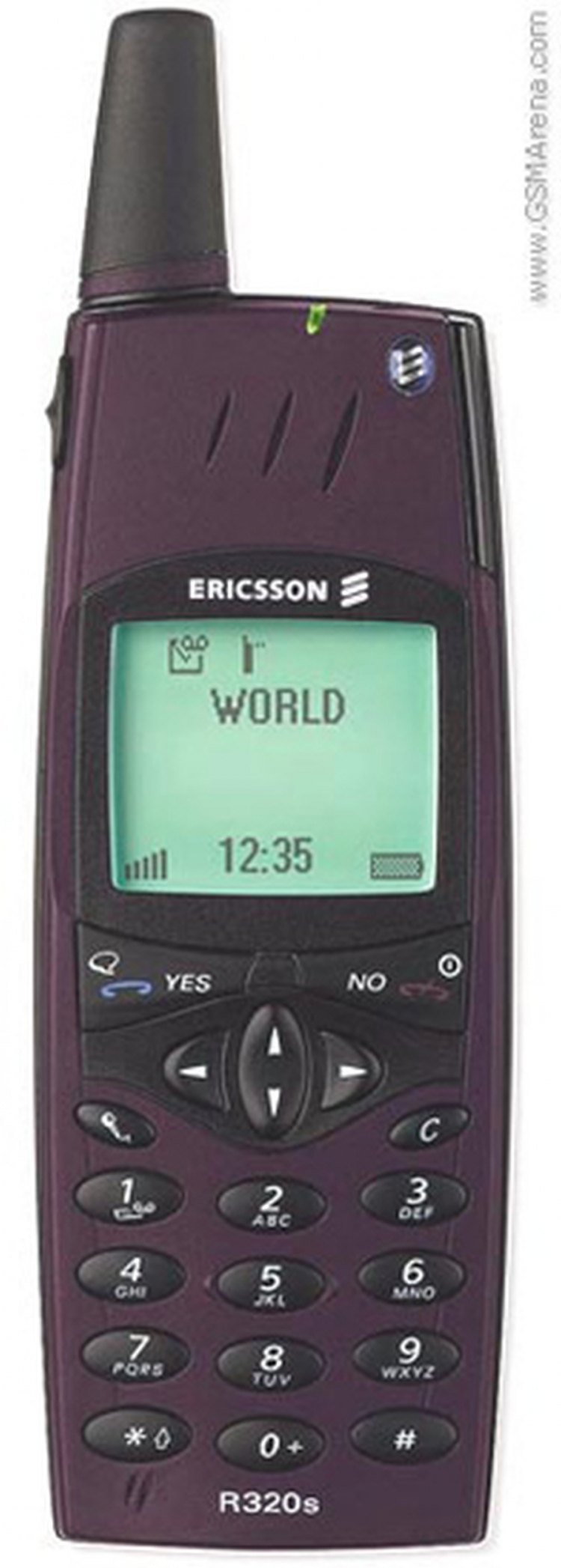 2000. godina - Ericsson R320 - Prvi Ericsson koji je imao podršku za kineske znakove i prvi koji je imao WAP preglednik.