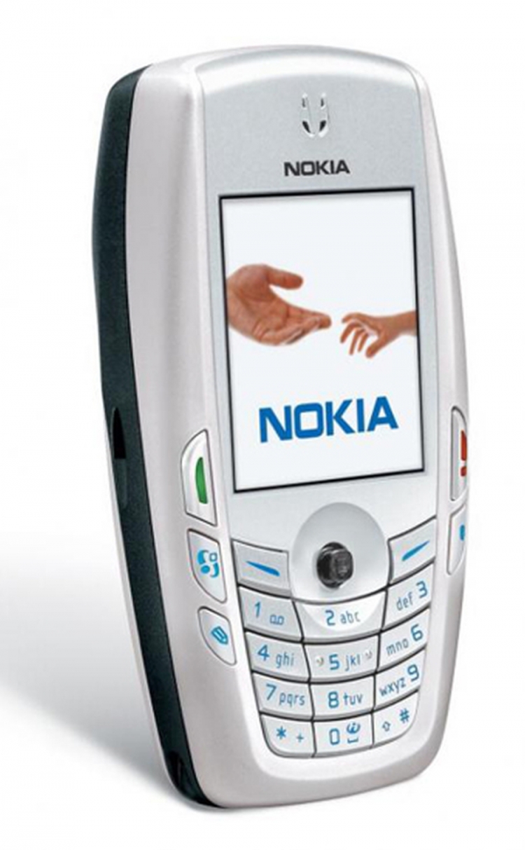 2003. godina - Nokia 6600 / Jedan od naprednijih uređaja na Simbijan operativnom sistemu.