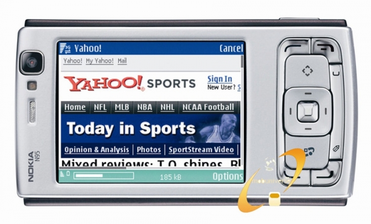 2007. godina - Nokia N95 / Telefon koji je imao slader na obje strane, na jednoj su bile tipke za multimedijalni sadržaj, dok je na drugoj bila numerička tastatura.