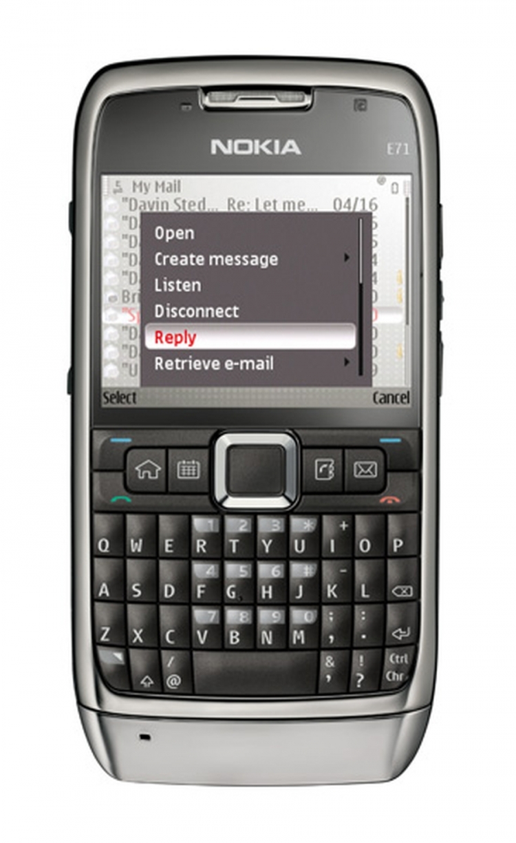 2008. godina - Nokia E71 / "Telefon od čelika"