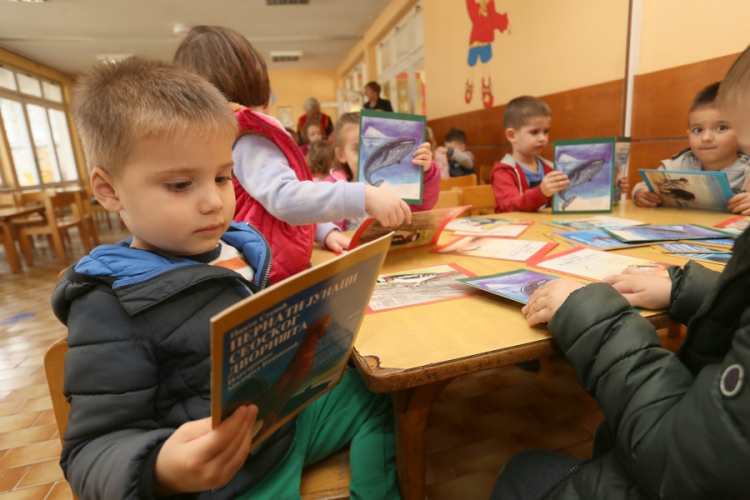 Donacija vrtićima u Banjaluci - slikovnice za djecu