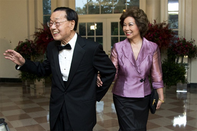 Ilejn Čao sa ocem Džejmsom, Foto: AP