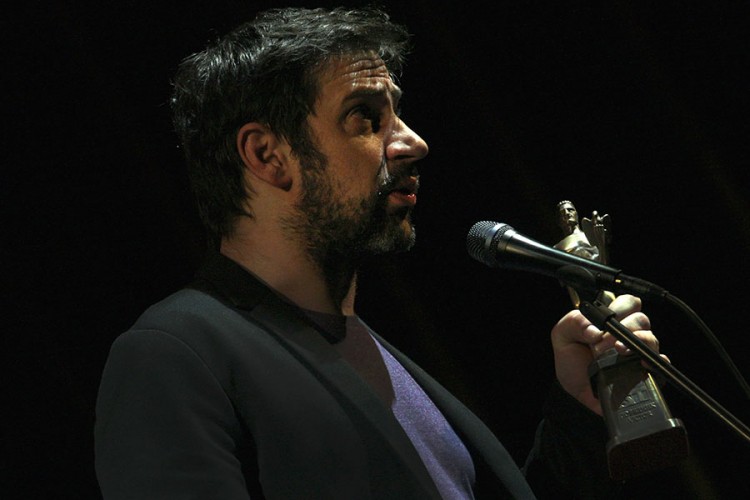 Nagradu za najboljeg glumca dobio je Goran Bogdan za lik oca u filmu "Otac" Srdana Golubovića