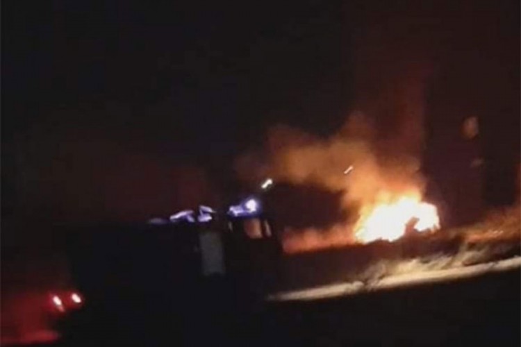 Građani snimili zapaljeno vozilo
FOTO: BUGOJNO DANAS